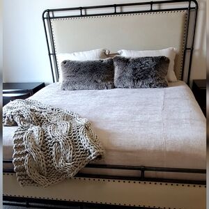 West Elm Luxurious Taupe Chenille King Duvet Cover, 108"×92", NEARLY NEW